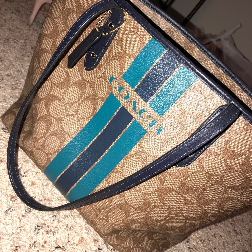 Coach tote